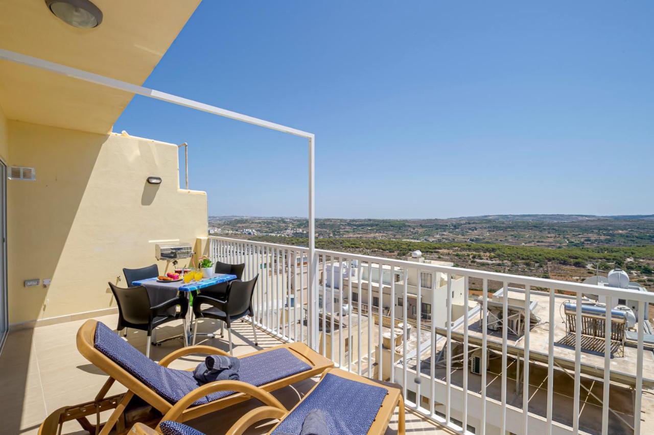 Summer Breeze Apartment With Terrace With Panoramic Views - By Getawaysmalta Mellieha Exterior photo