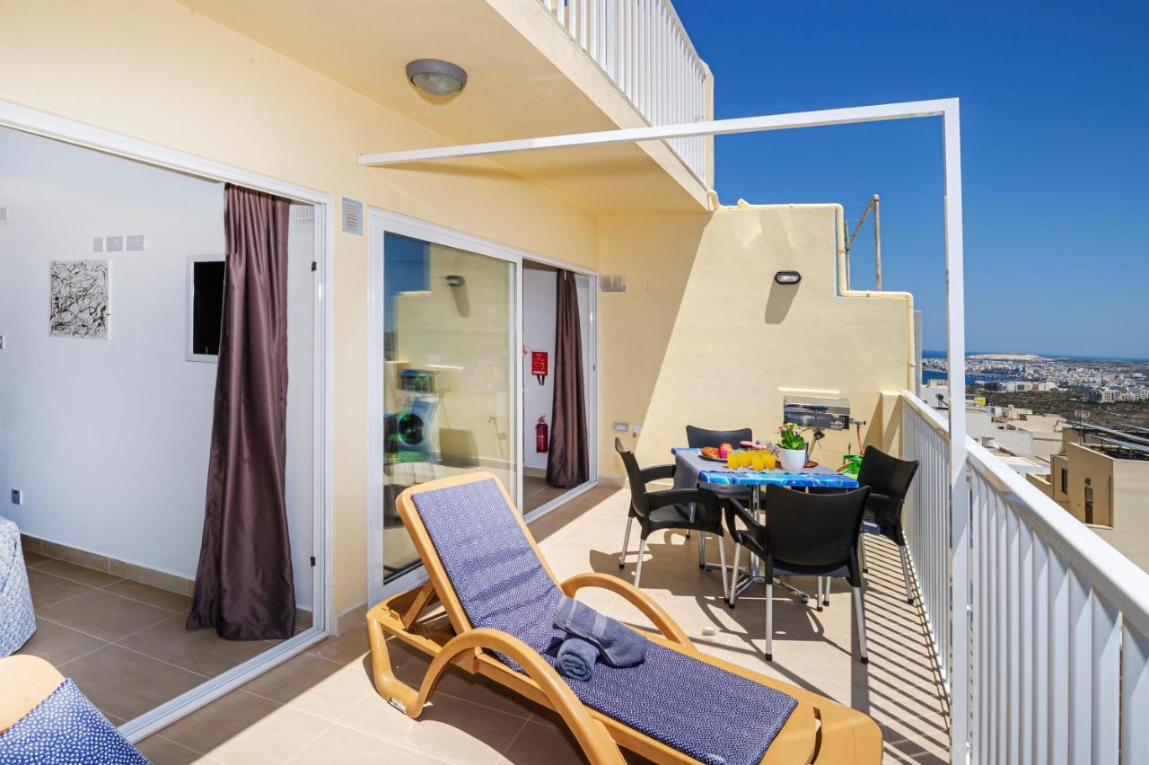 Summer Breeze Apartment With Terrace With Panoramic Views - By Getawaysmalta Mellieha Exterior photo