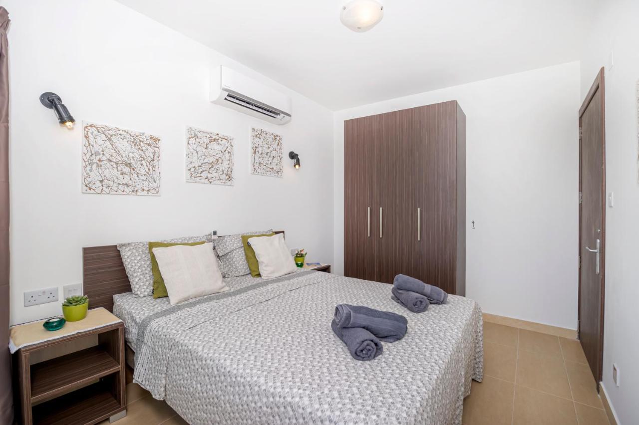 Summer Breeze Apartment With Terrace With Panoramic Views - By Getawaysmalta Mellieha Exterior photo