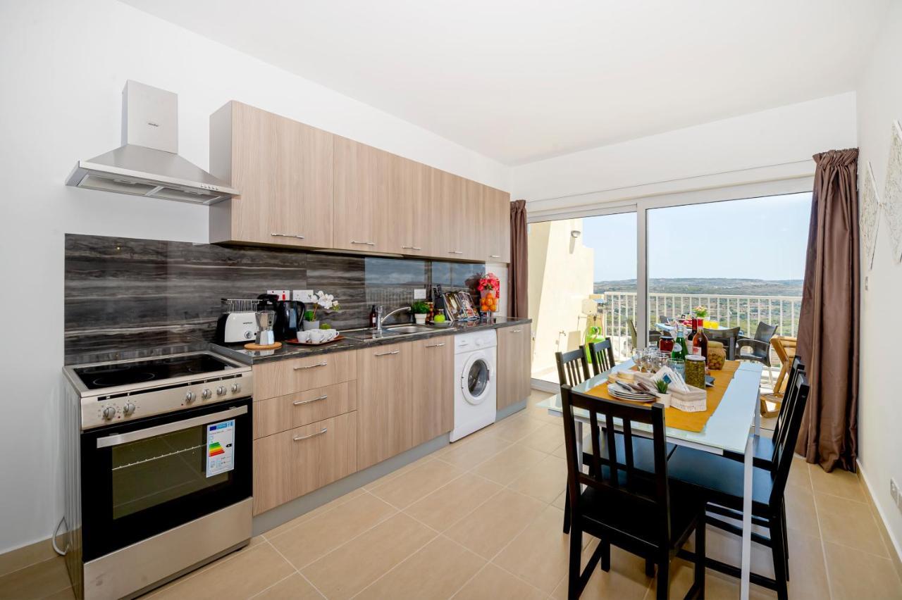 Summer Breeze Apartment With Terrace With Panoramic Views - By Getawaysmalta Mellieha Exterior photo